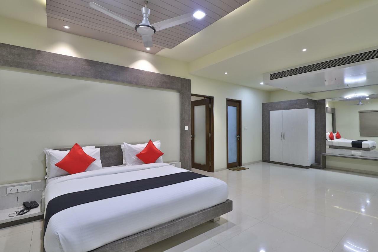 Capital O 47284 Atithi Resort Bharuch Exterior foto